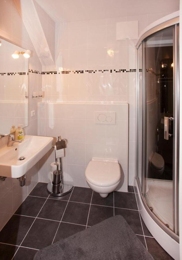Privatzimmer Familie Pair/Schmoll Spital am Semmering Rum bild